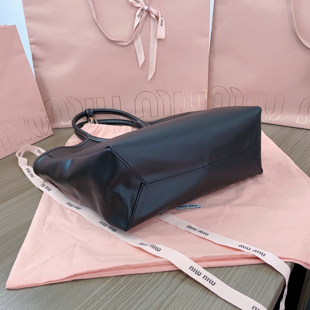 Miu Miu 5BA284_2DDJ_F0002_V_OOO black IVY leather bag M1