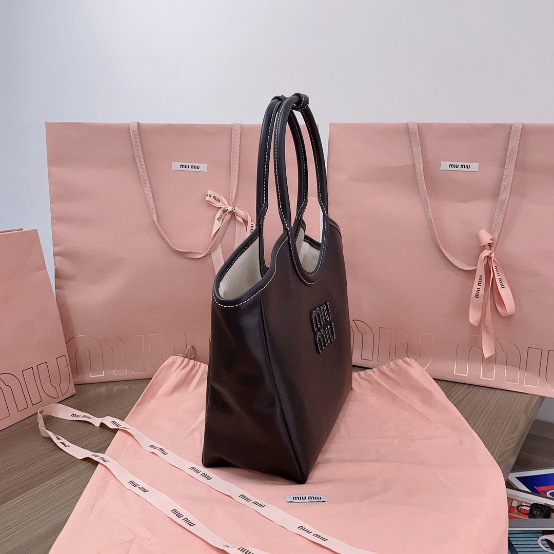 Miu Miu 5BA284_2DDJ_F0002_V_OOO black IVY leather bag M1