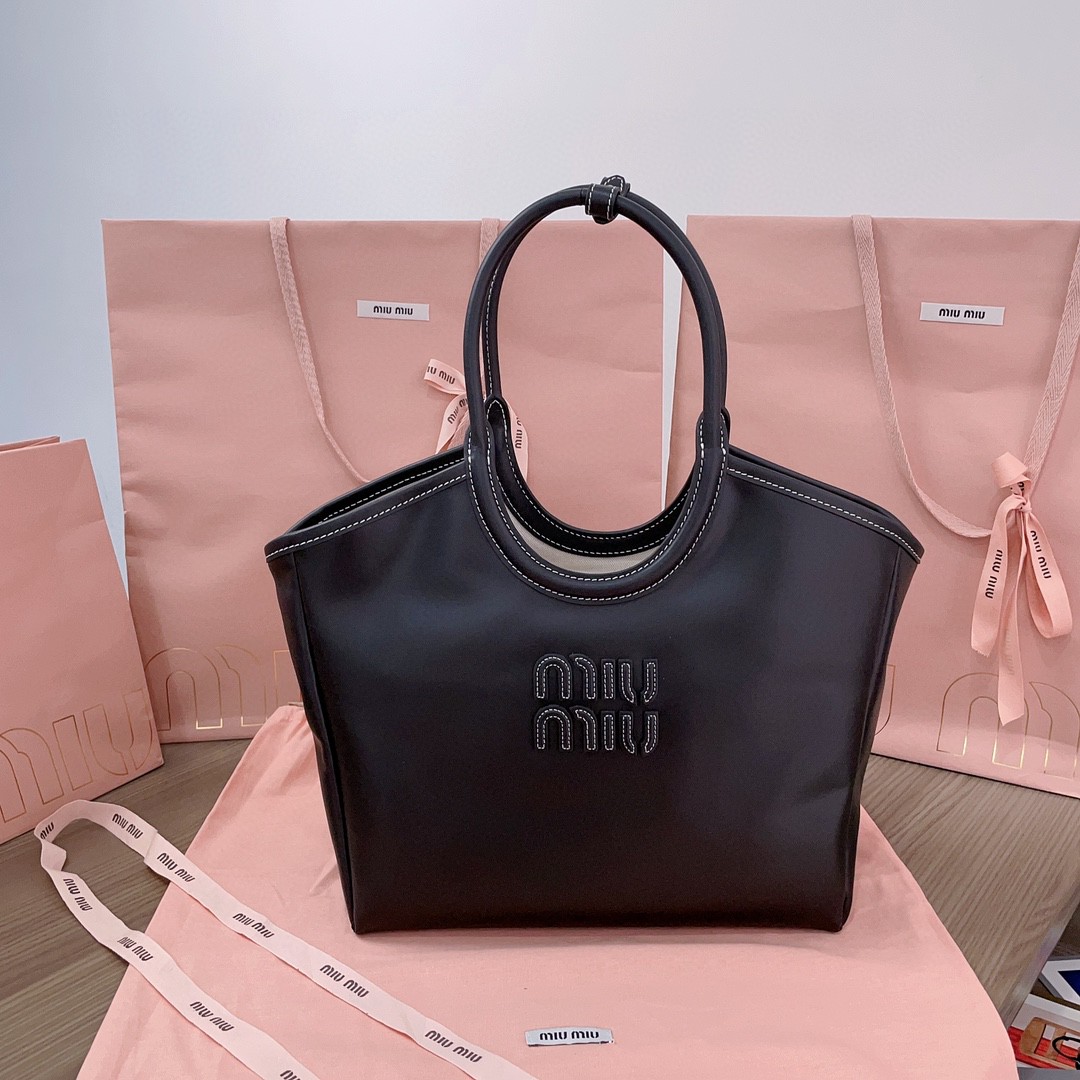 Miu Miu 5BA284_2DDJ_F0002_V_OOO black IVY leather bag M1