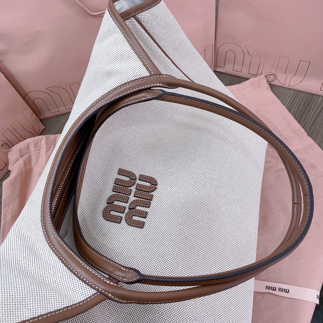 Miu Miu 5BG276 canvas tote bag M1