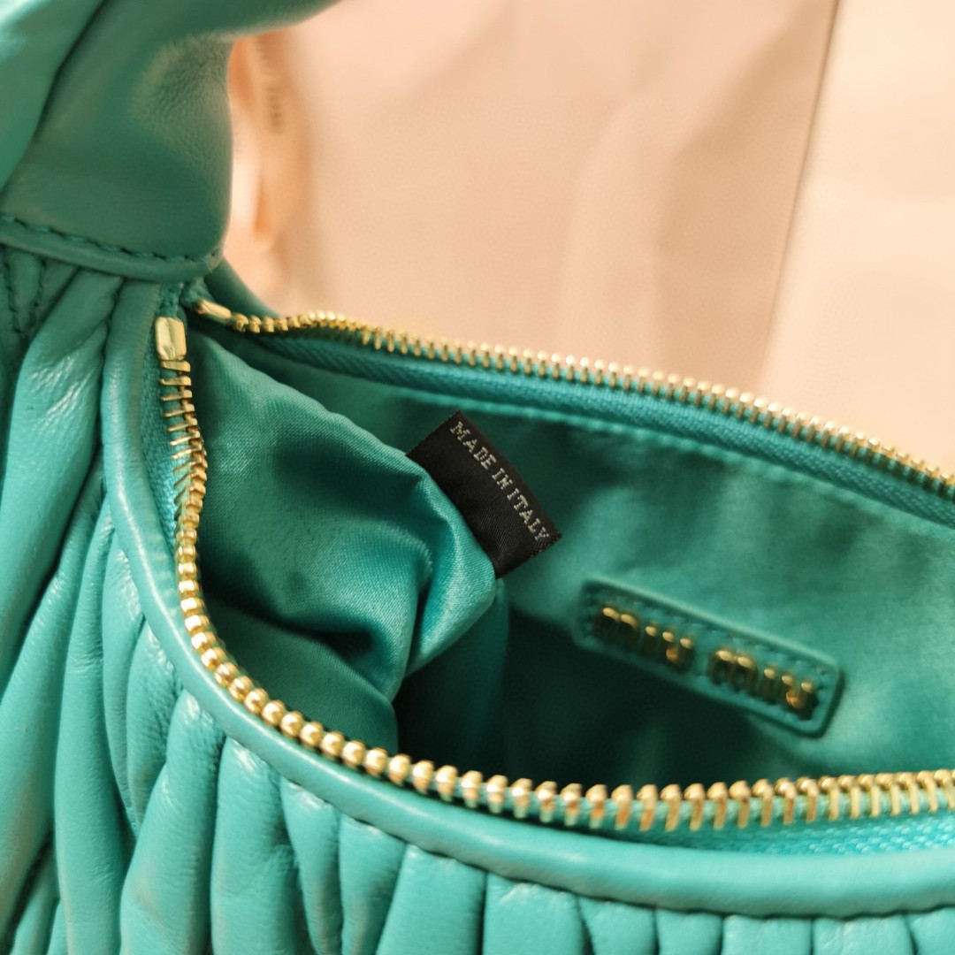 Miu Miu 5BC125 Wander matelasse nappa leather hobo bag blue M1