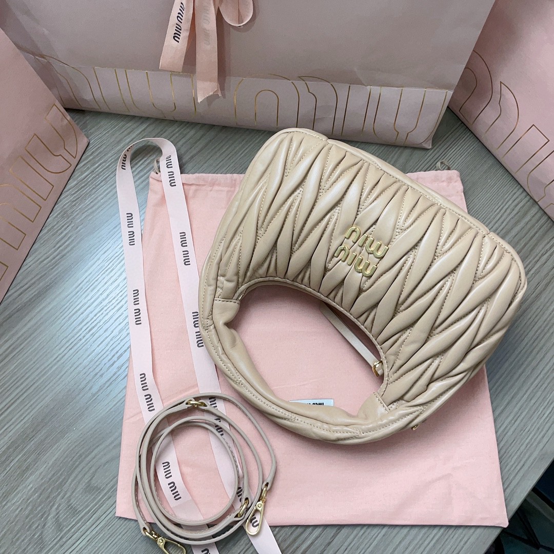 Miu Miu 5BC125 Wander matelasse nappa leather hobo bag M1
