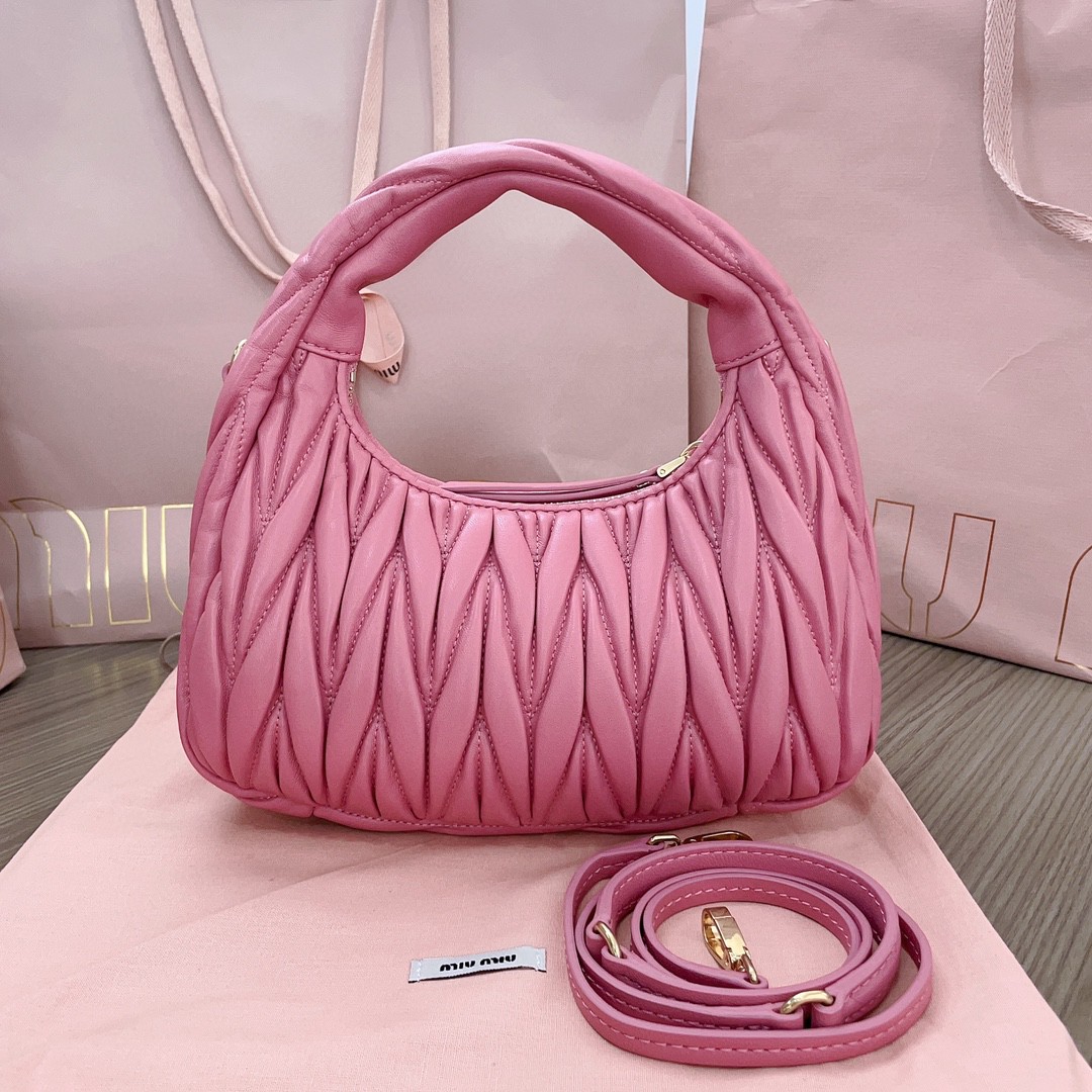 Miu Miu 5BC125 Wander matelasse nappa leather hobo bag begonia Pink M1