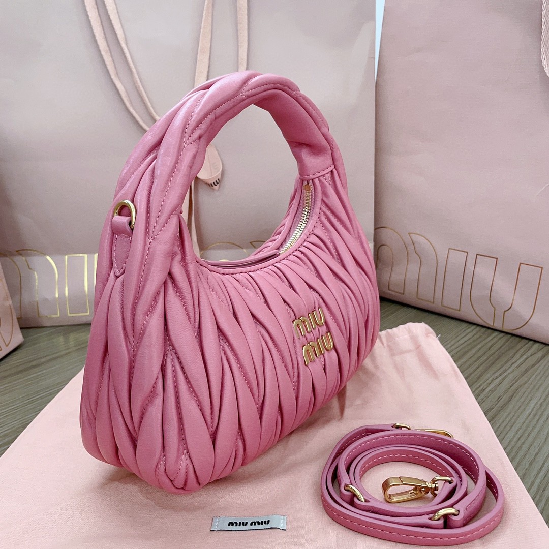 Miu Miu 5BC125 Wander matelasse nappa leather hobo bag begonia Pink M1