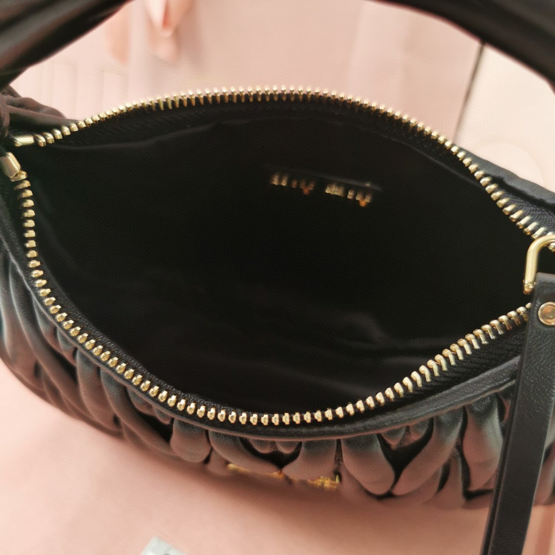 Miu Miu 5BC125 Wander matelasse nappa leather hobo bag Black M1