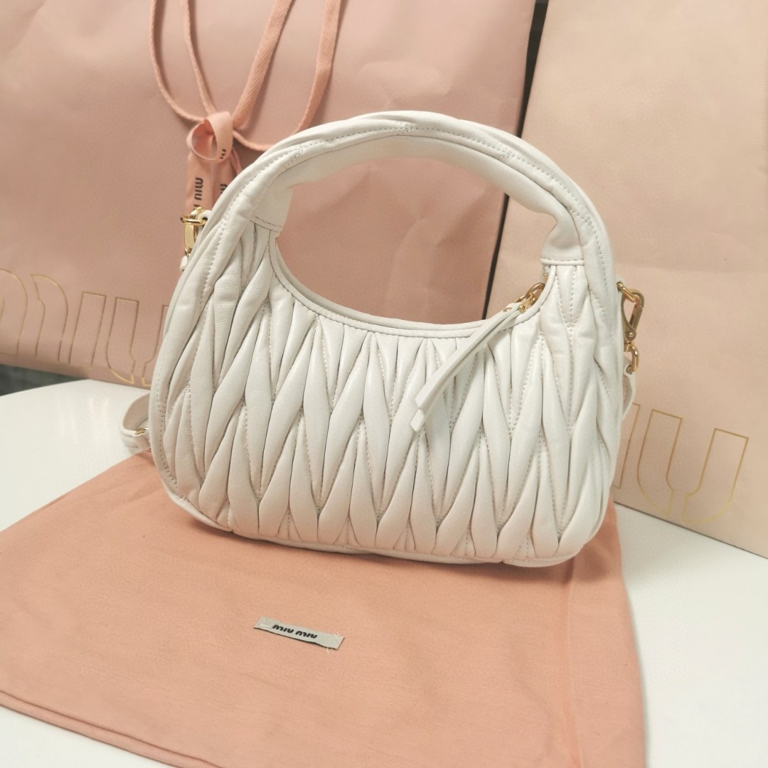Miu Miu 5BC125 Wander matelasse nappa leather hobo bag white M1