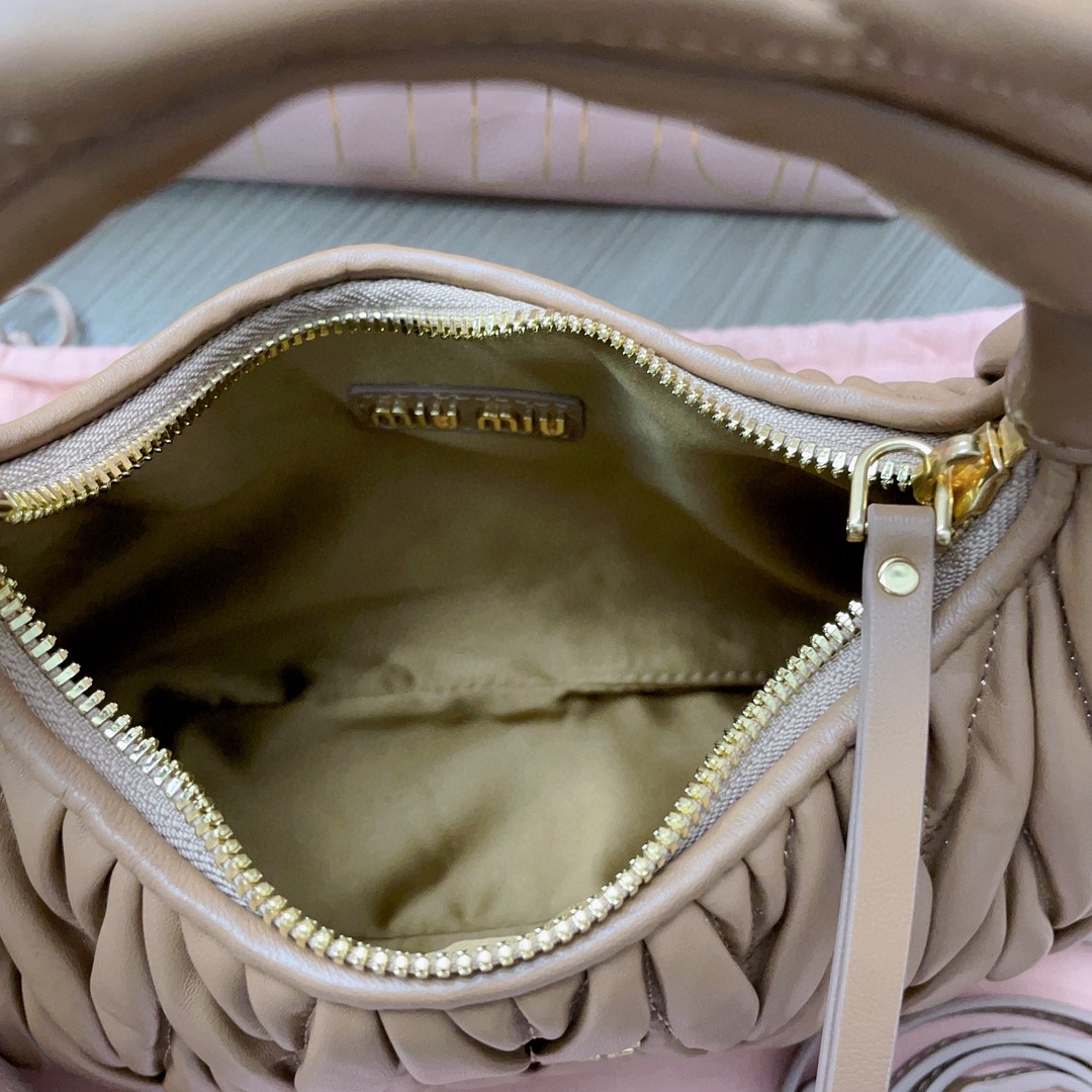 Miu Miu 5BC125 Wander matelasse nappa leather hobo bag caramel M1