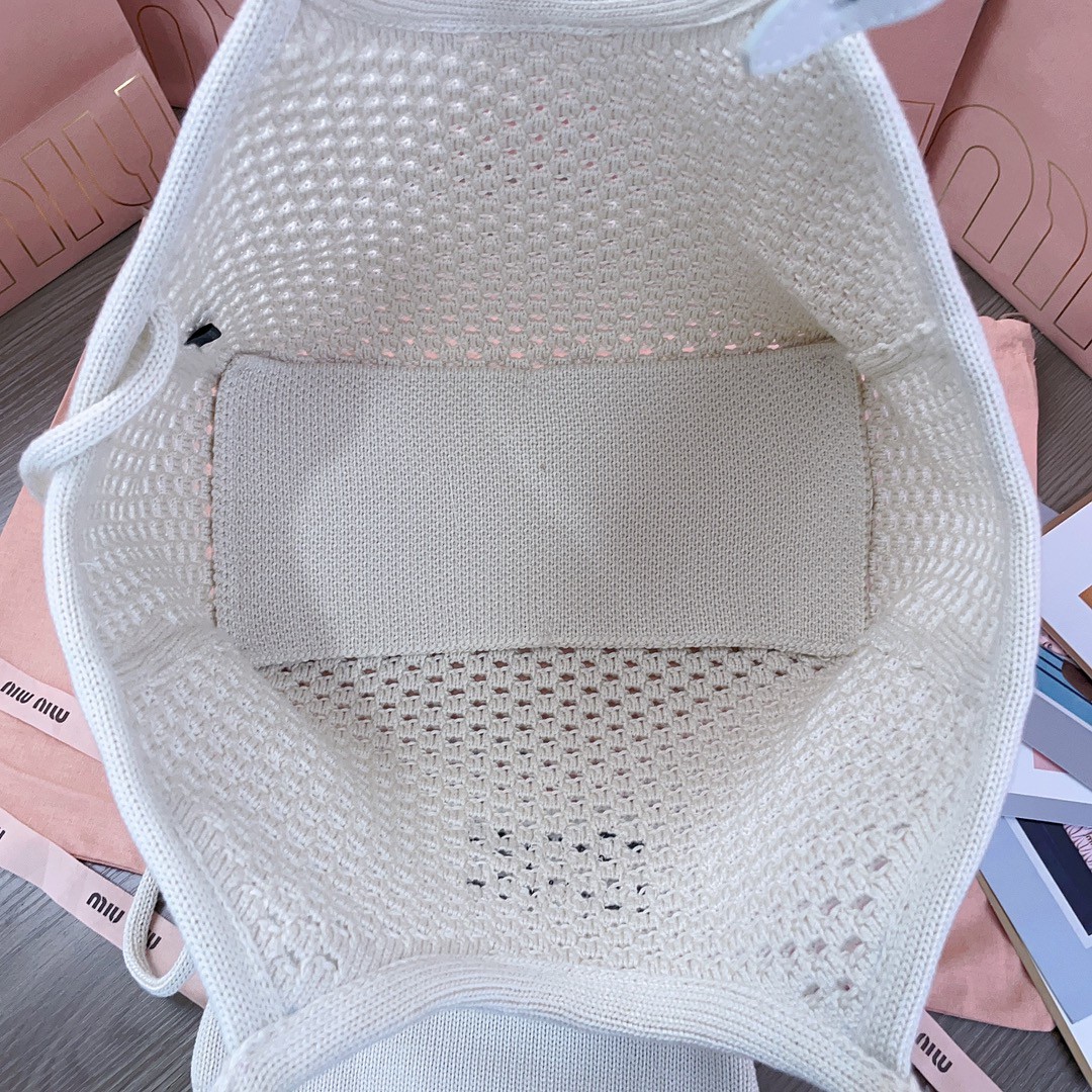Miu Miu 5BG281_2F8E_F0N13_V_OOO IVY mesh cotton bag Chalk White/Black M1