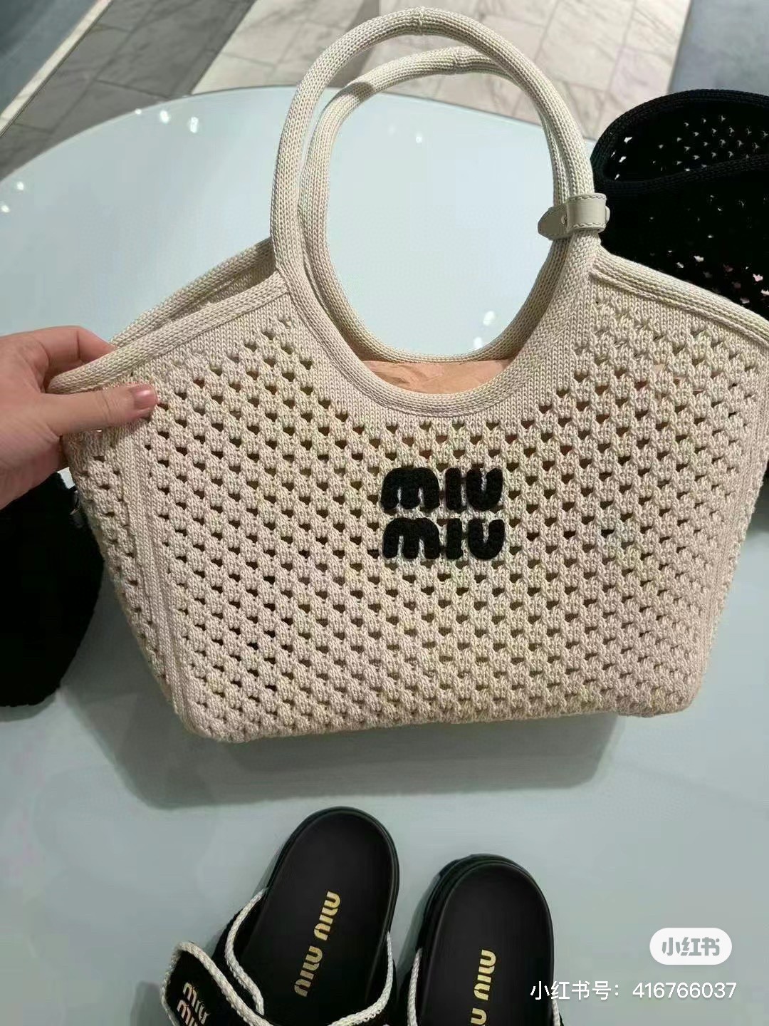 Miu Miu 5BG281_2F8E_F0N13_V_OOO IVY mesh cotton bag Chalk White/Black M1