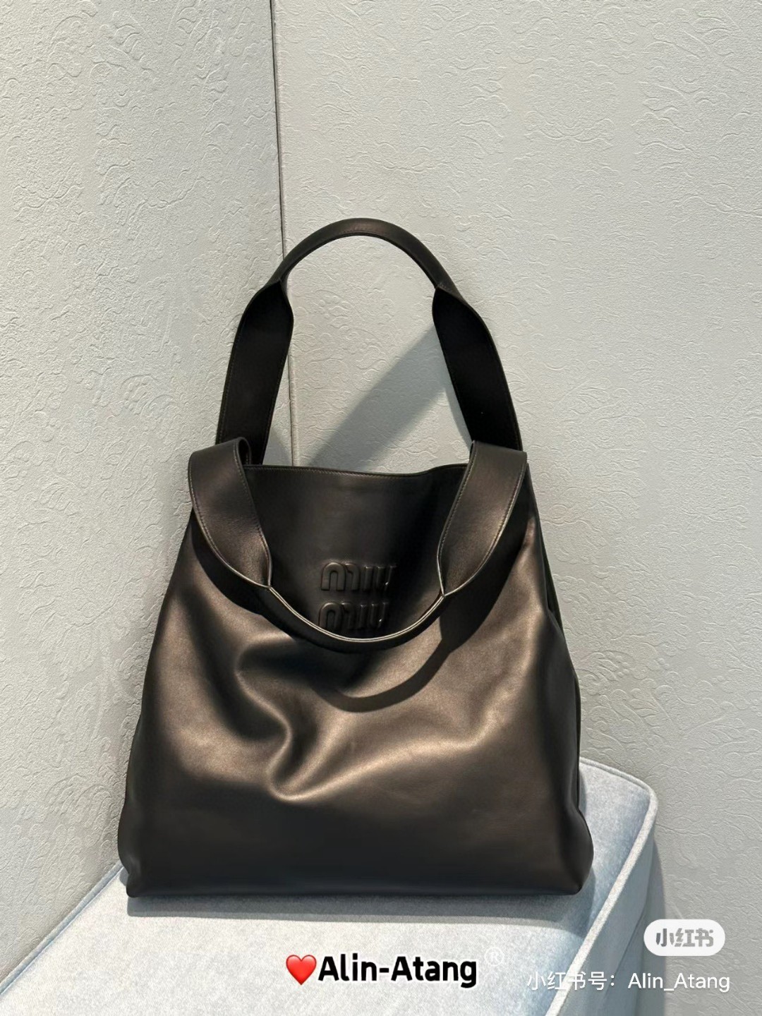 Miu Miu 5BC119_2DDJ_F0002_V_OLM Leather hobo bag black M1