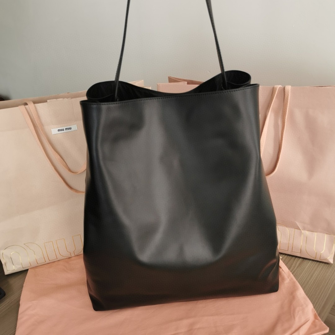 Miu Miu 5BC117_2F6P_F0002_V_OOO 5BC117_2F6P_F0V6L_V_OOO black M1