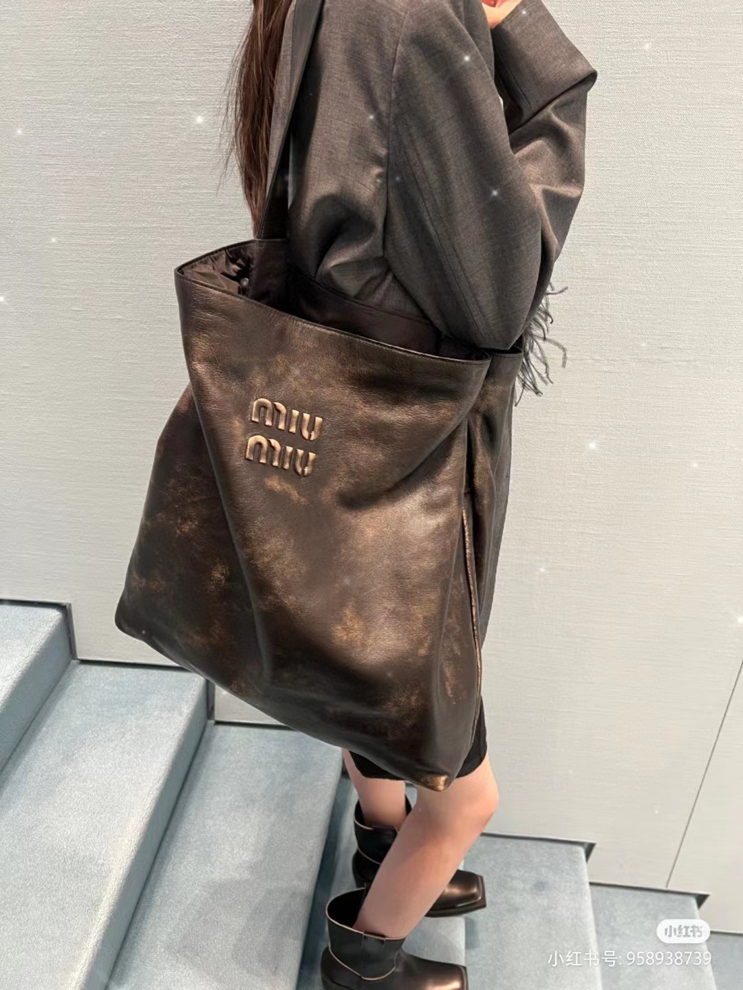 Miu Miu 5BC117_2F6P_F0V6L_V_OOO Sand/Coffee M1