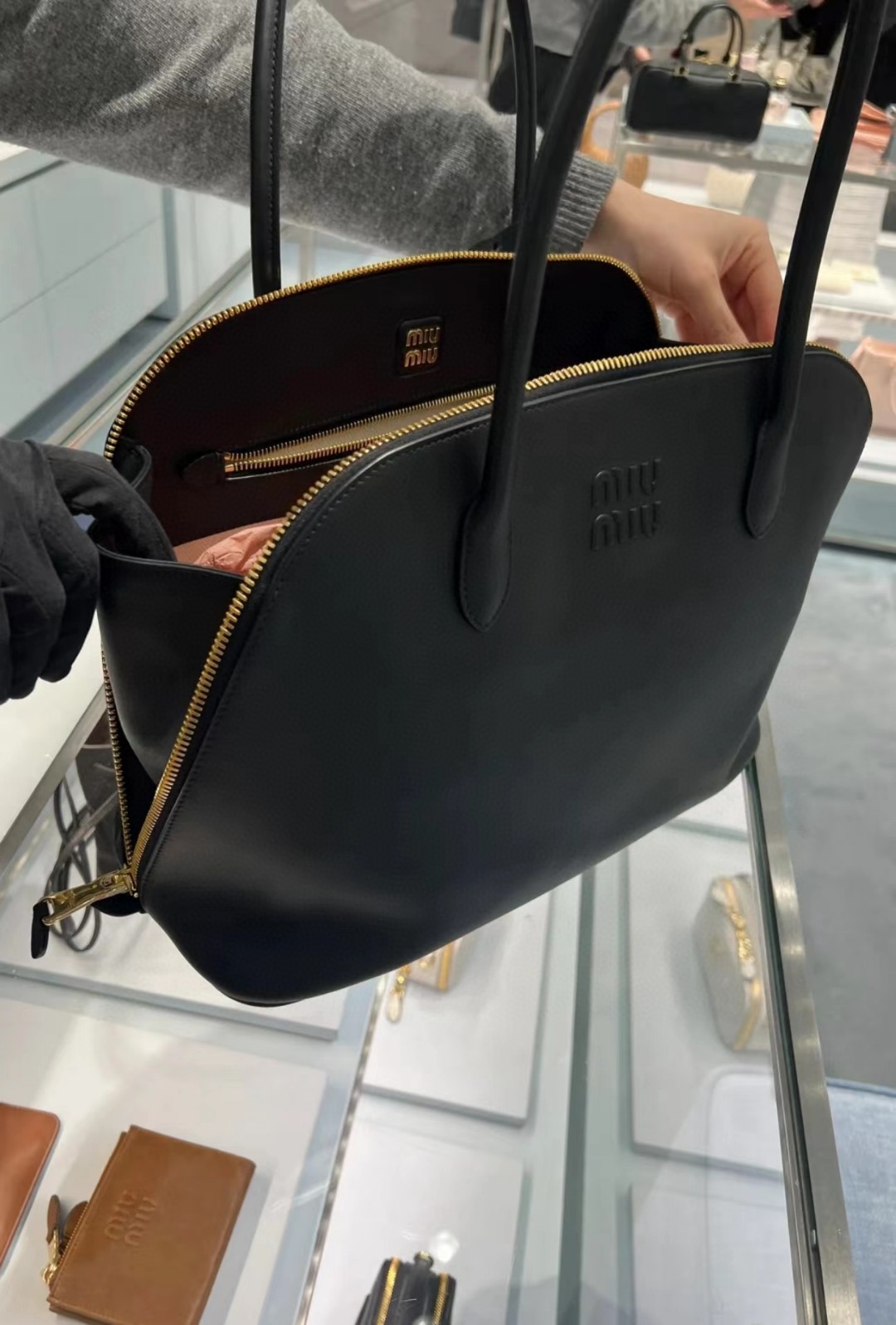 Miu Miu 5BA289 leather bag black M1