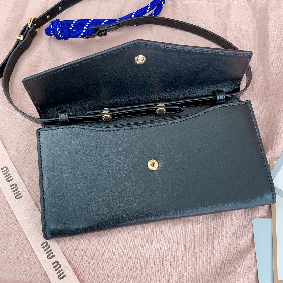 Miu Miu 5DN006 wallet bag black M1
