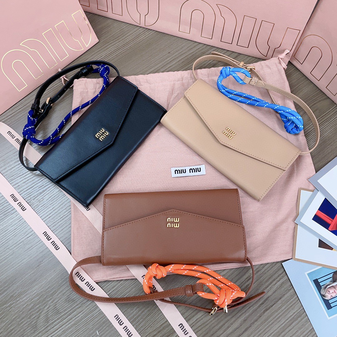 Miu Miu 5DN006 wallet bag cognac M1