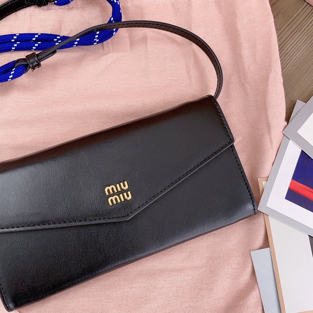 Miu Miu 5DN006 wallet bag black M1
