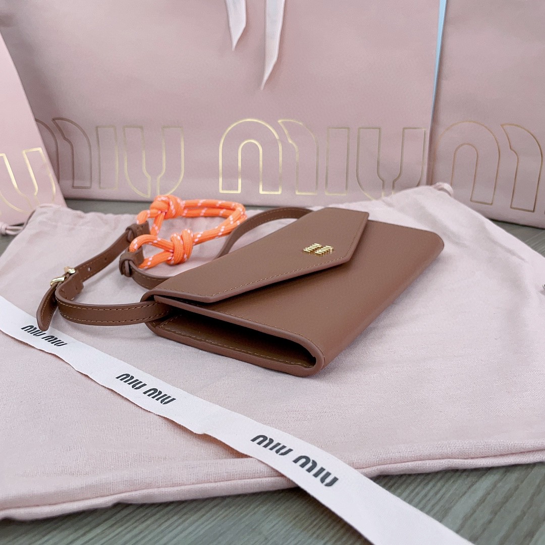 Miu Miu 5DN006 wallet bag cognac M1