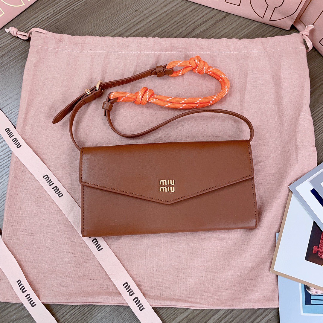 Miu Miu 5DN006 wallet bag cognac M1
