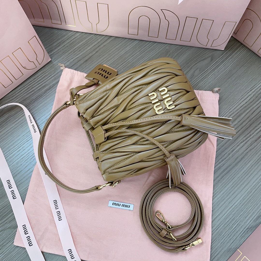 Miu Miu 5BE085 bucket bag cognac M1