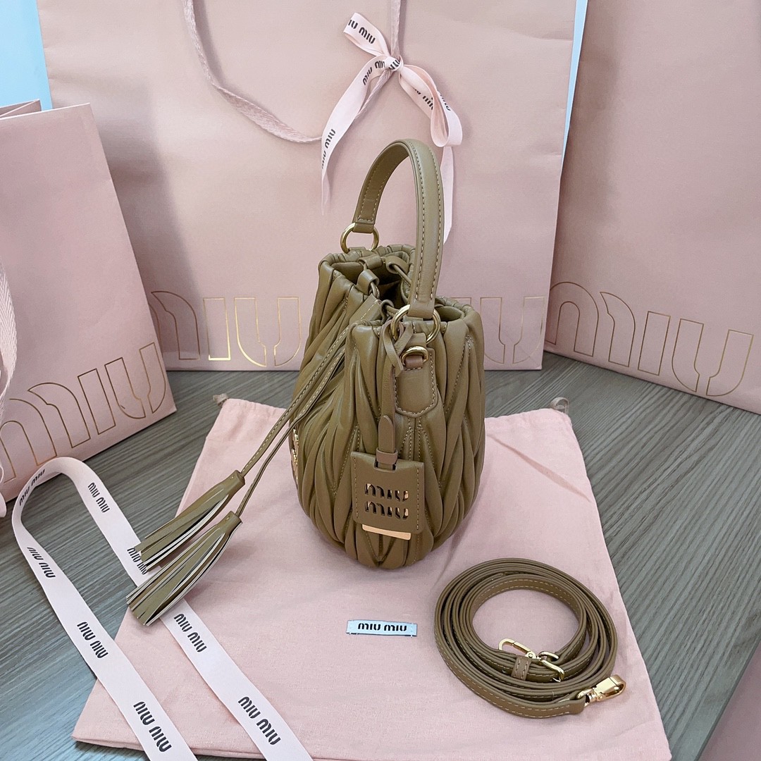 Miu Miu 5BE085 bucket bag cognac M1