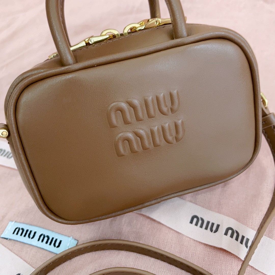 Miu Miu 5NR020 Leather micro bag caramel M1