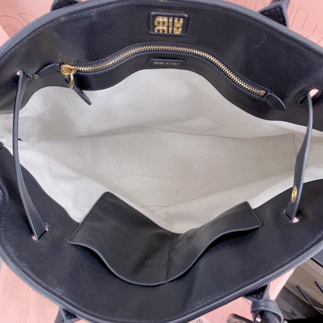 Miu Miu 5BG291 Aventure nappa leather bag black M1