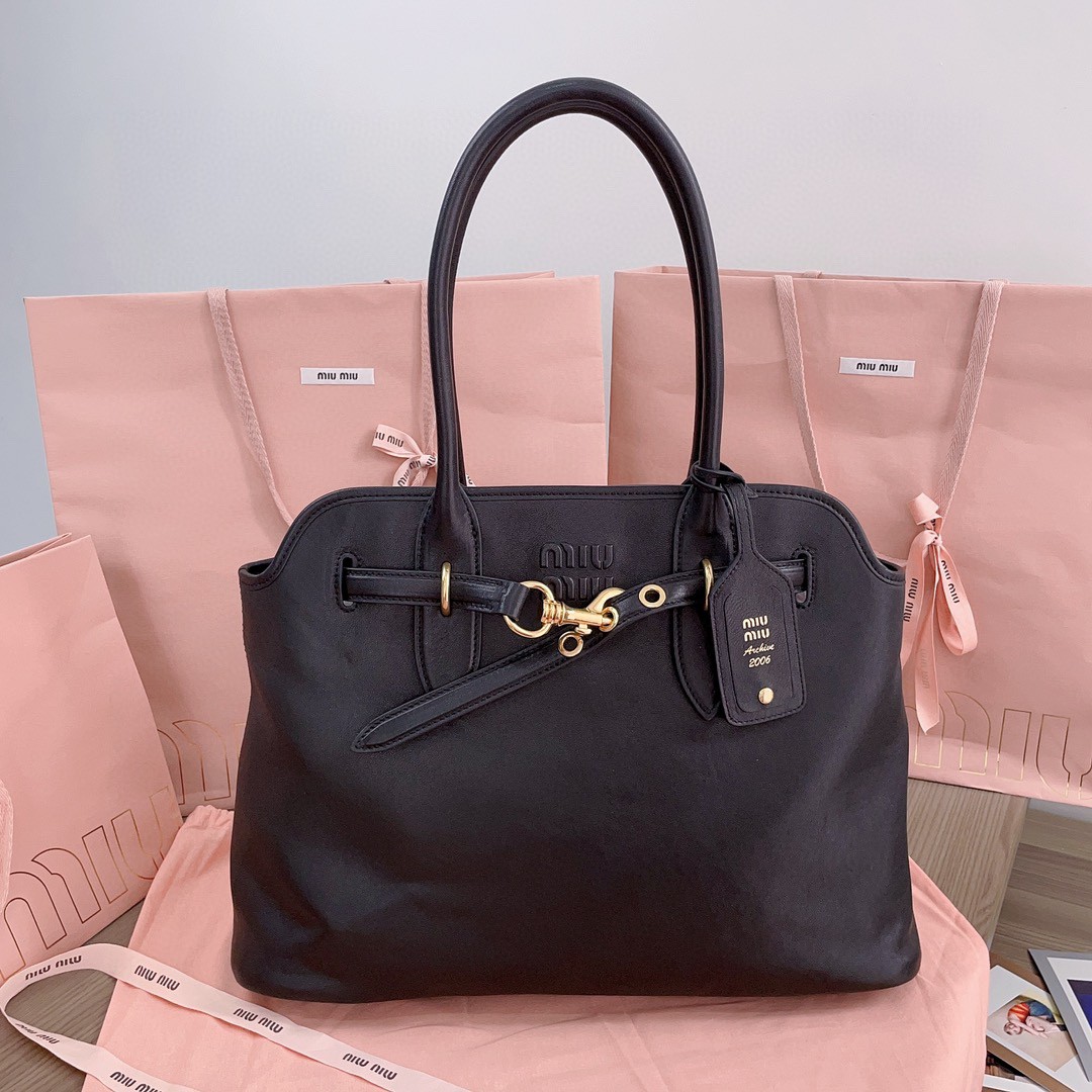 Miu Miu 5BG291 Aventure nappa leather bag black M1