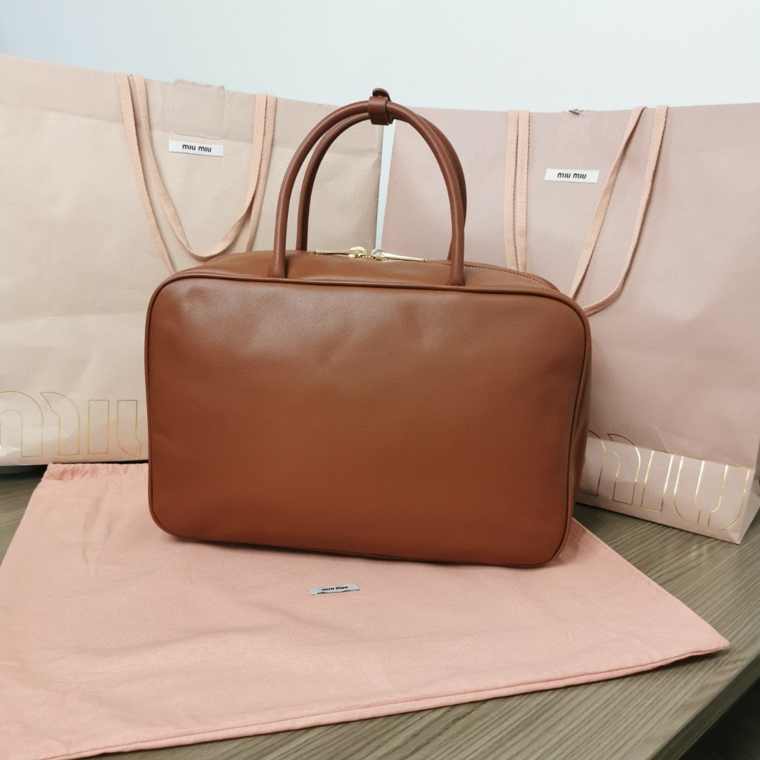 Miu Miu 5BB117 Leather Beau bag cognac M1