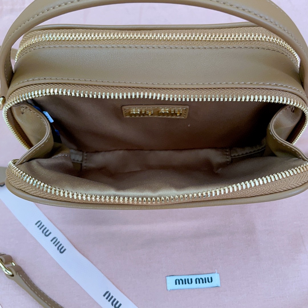 Miu Miu 5BH229 leather bag cognac M1