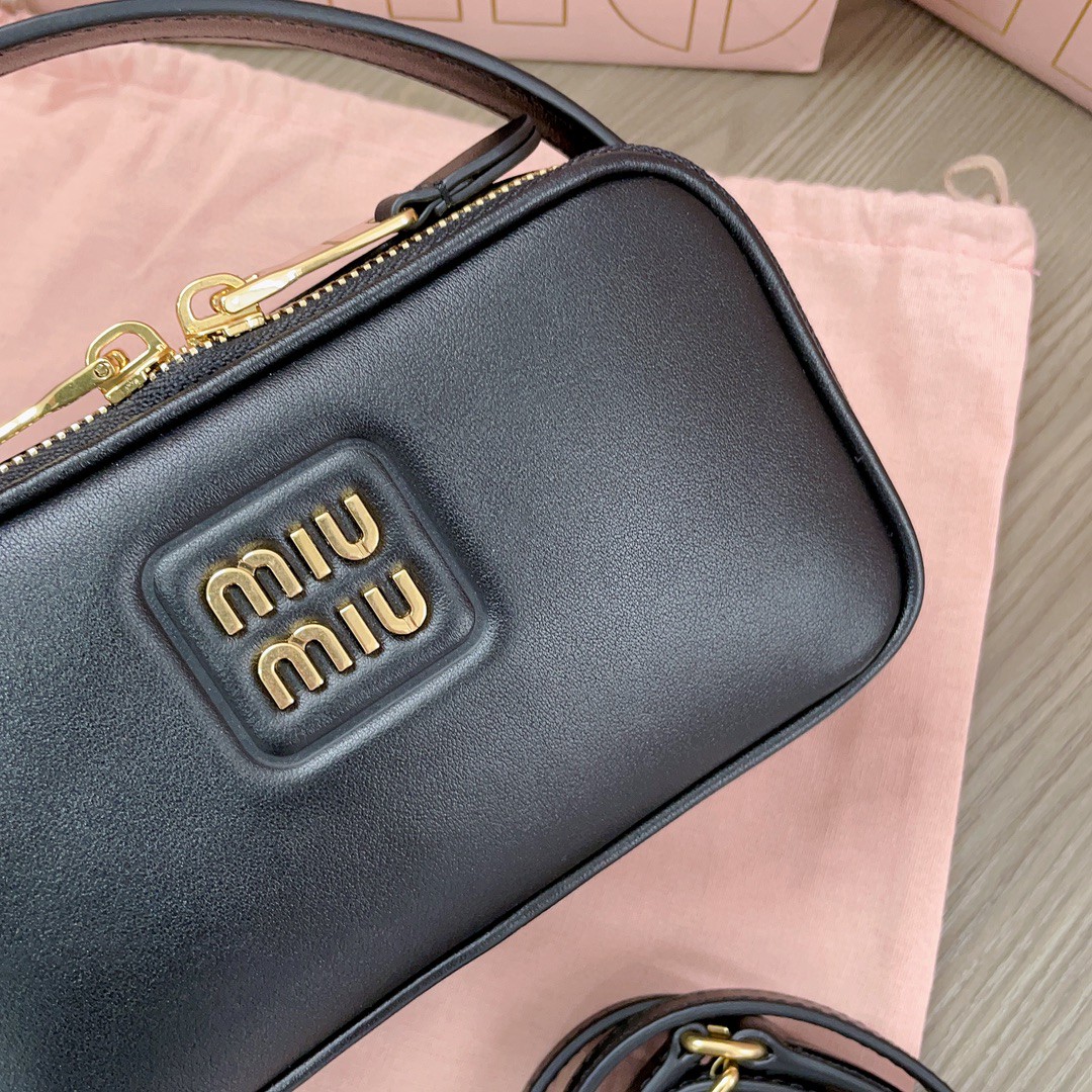 Miu Miu 5BH229 leather bag black M1