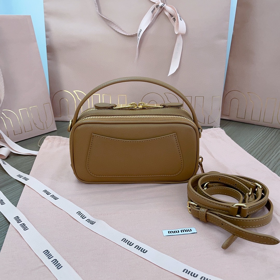 Miu Miu 5BH229 leather bag cognac M1