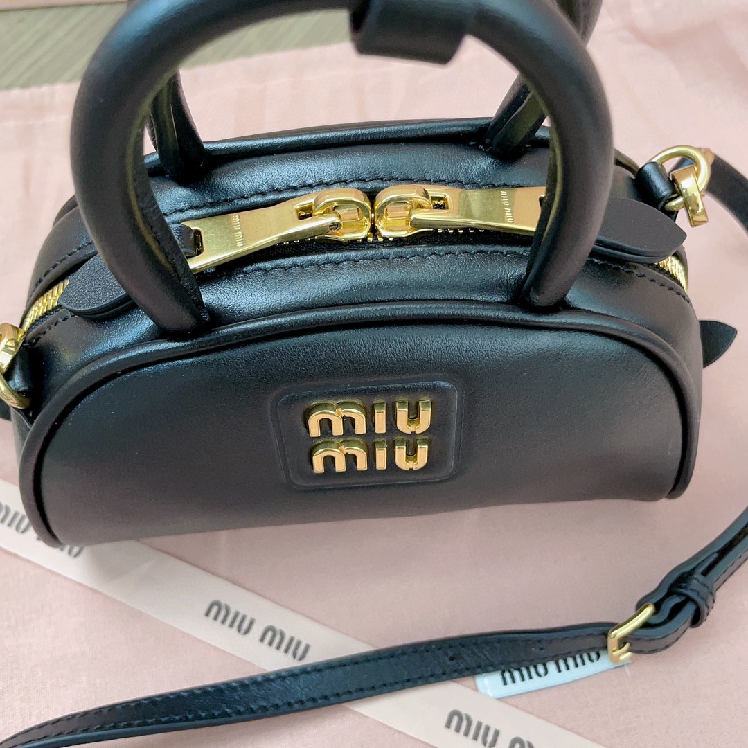 Miu Miu 5BP085 Schwarz Henkeltasche Aus Leder Black M1