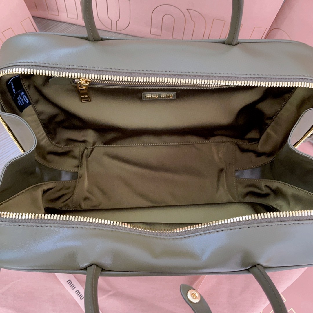 Miu Miu Leather Beau bag Gray 5BB117 M1