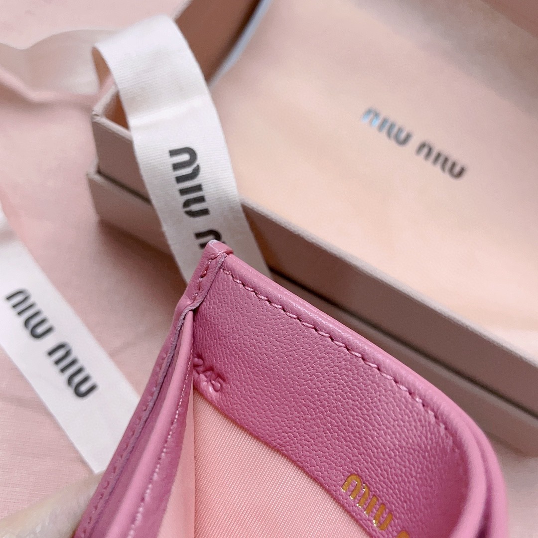 Miu Miu Matelassé nappa leather card holder 5MC076 pink m1