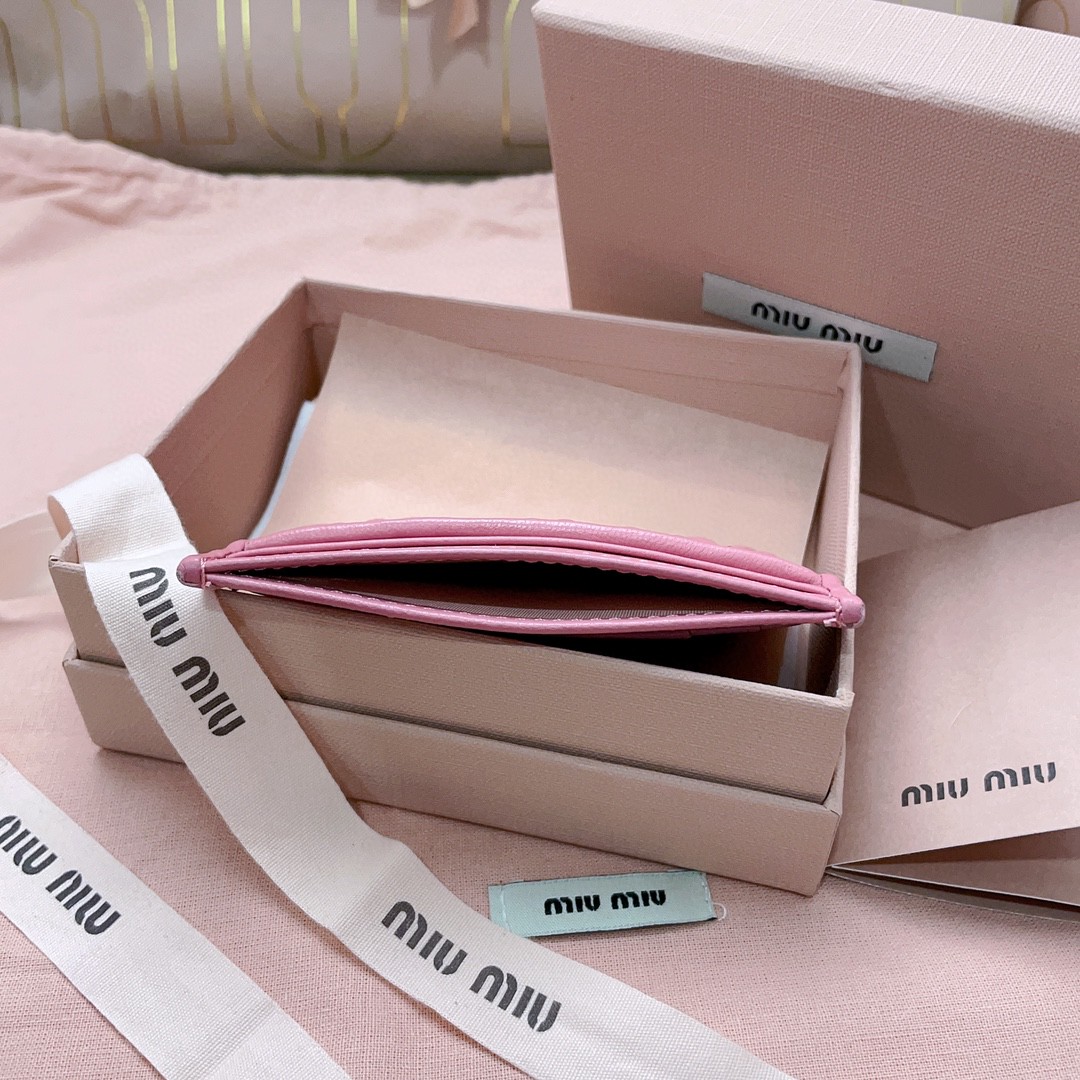 Miu Miu Matelassé nappa leather card holder 5MC076 pink m1