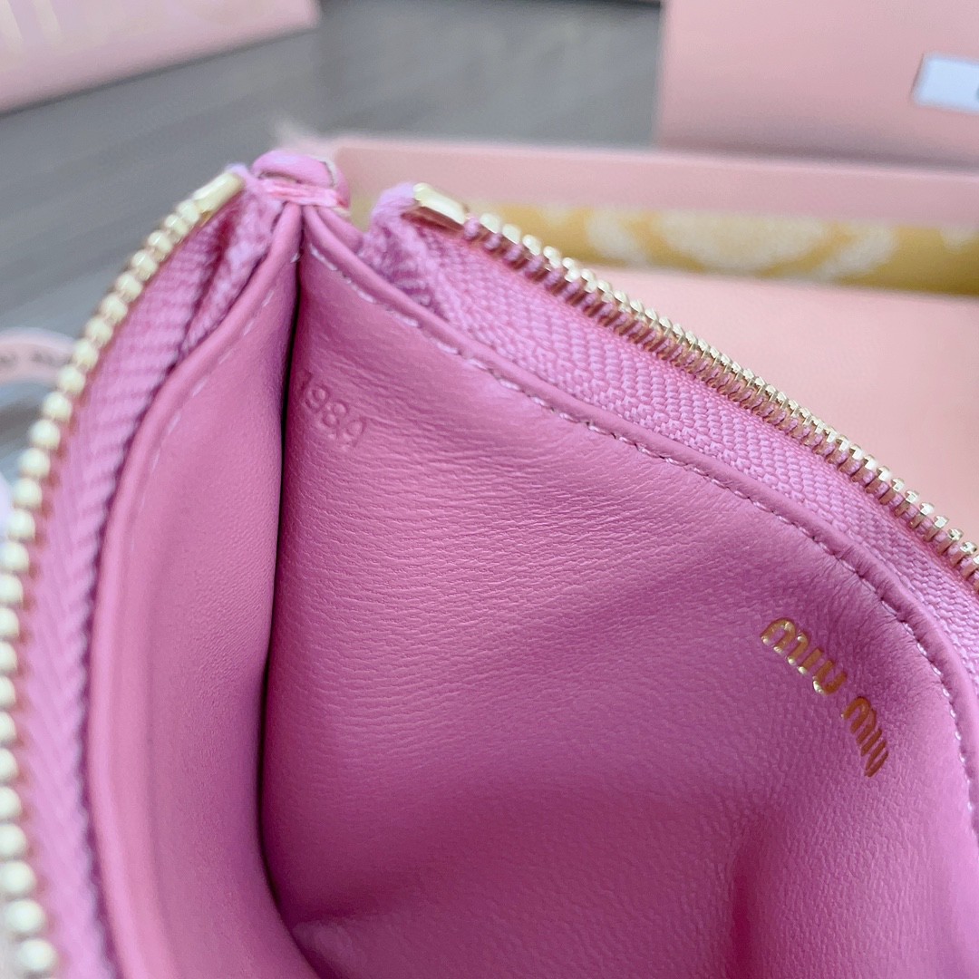Miu Miu Matelassé nappa leather envelope wallet 5MB006 pink M1