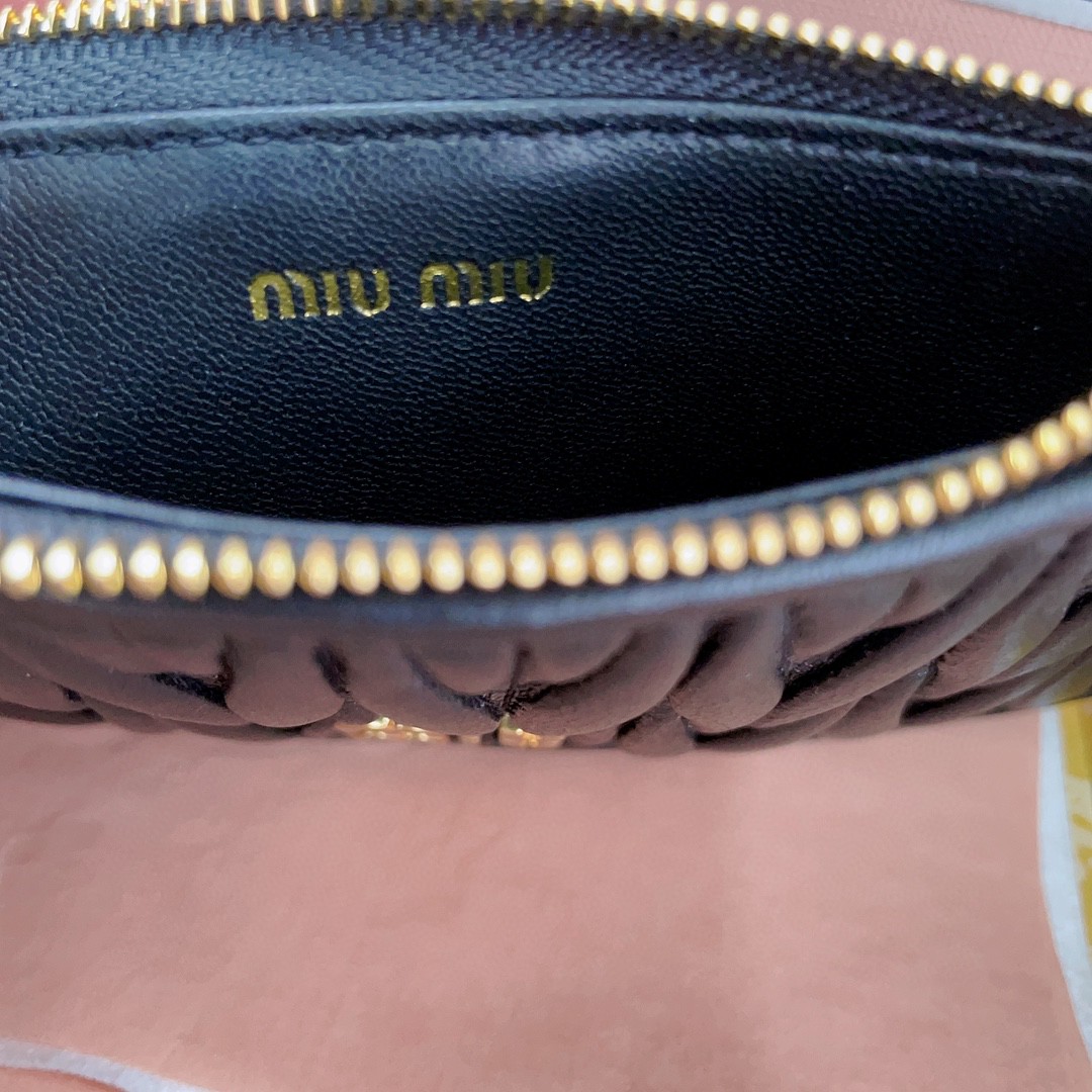 Miu Miu Matelassé nappa leather envelope wallet 5MB006 black M1