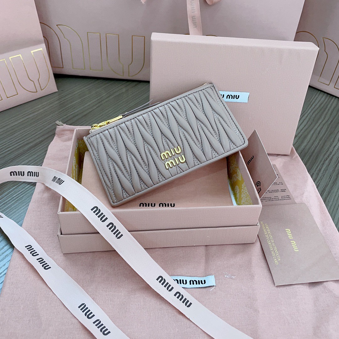 Miu Miu Matelassé nappa leather envelope wallet 5MB006_2FPP_F0770 Cameo M1