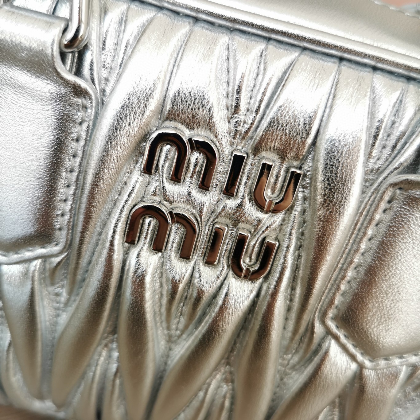 Miu Miu Arcadie matelassé nappa leather bag 5BB123_N88_F0118_V_OOO silver M1