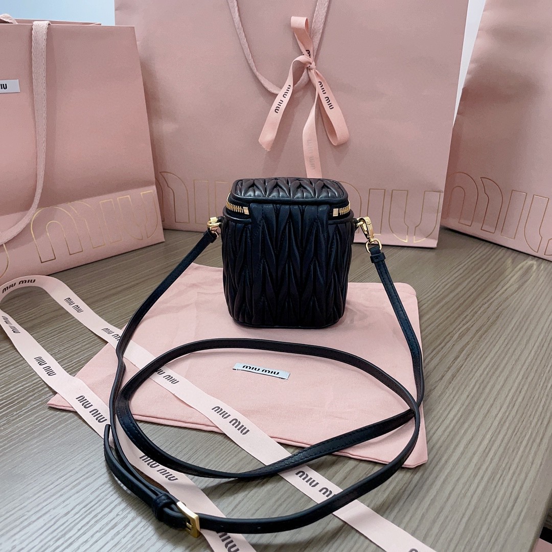 Miu Miu Matelassé nappa leather micro bag 5NR018_2FPP_F0002 black M1