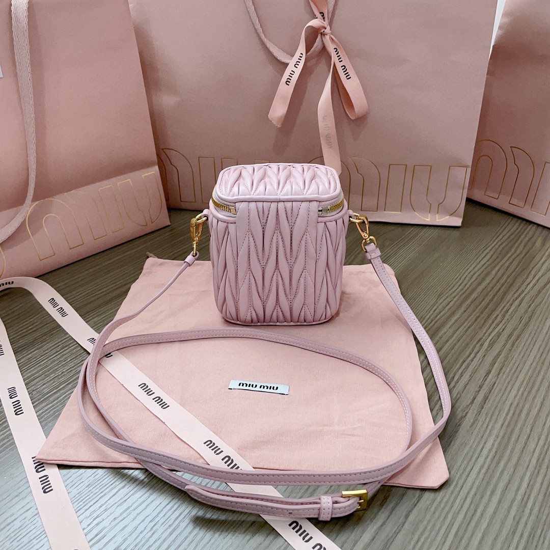 Miu Miu Matelassé nappa leather micro bag 5NR018_2FPP_F0E18 Alabaster Pink M1