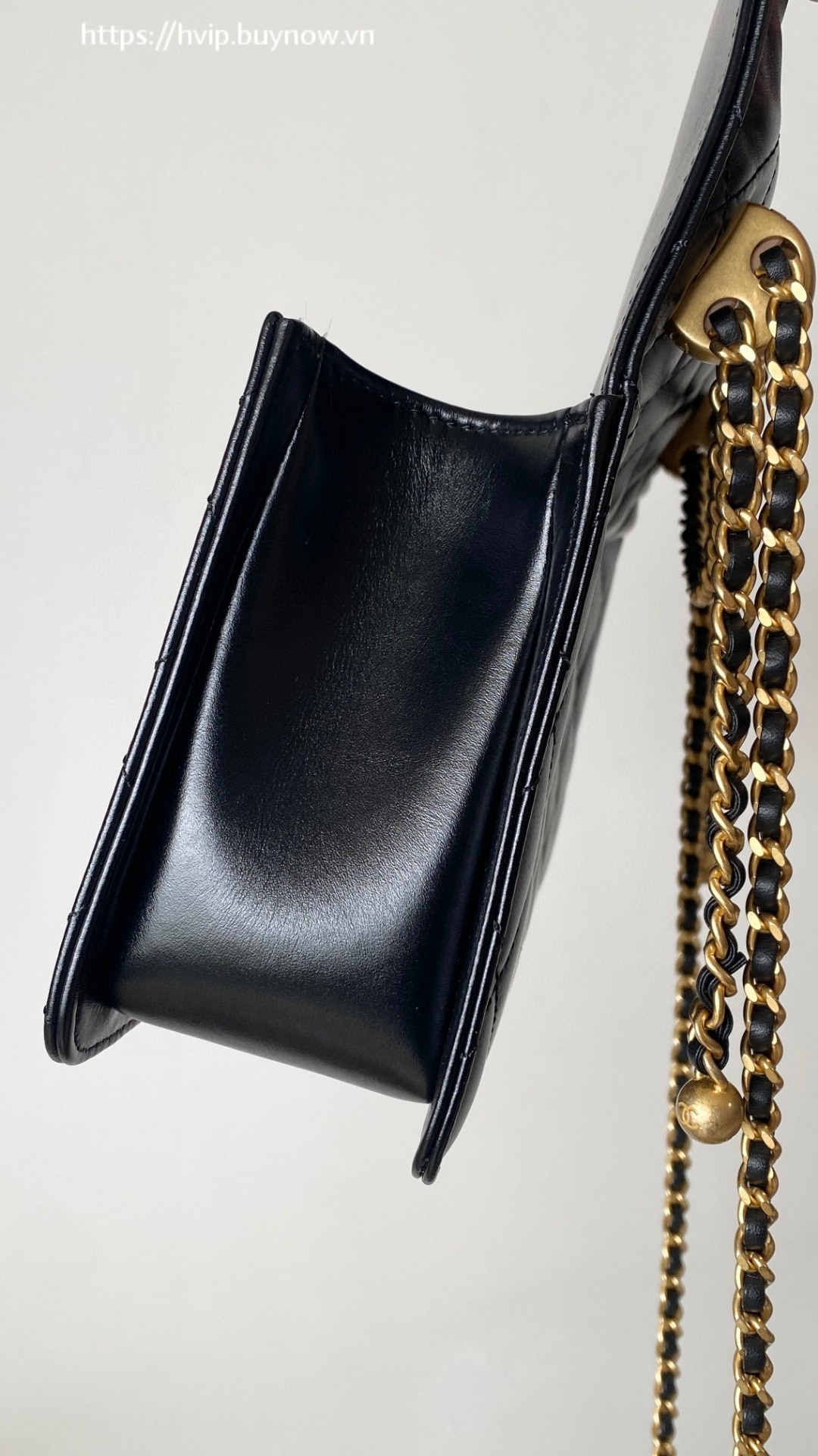 Chanel leather flap bag