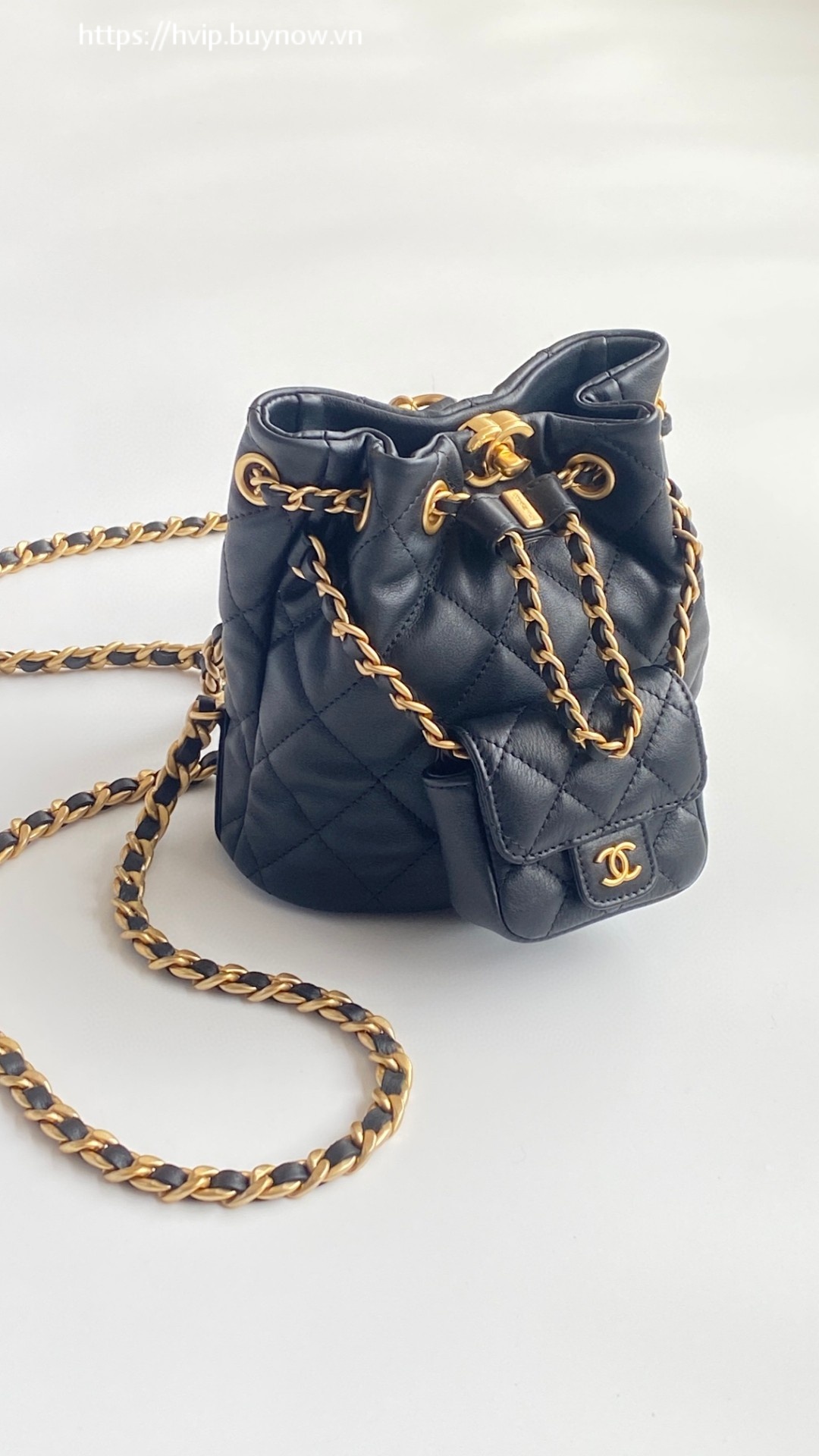 Chanel pocket bag 2024