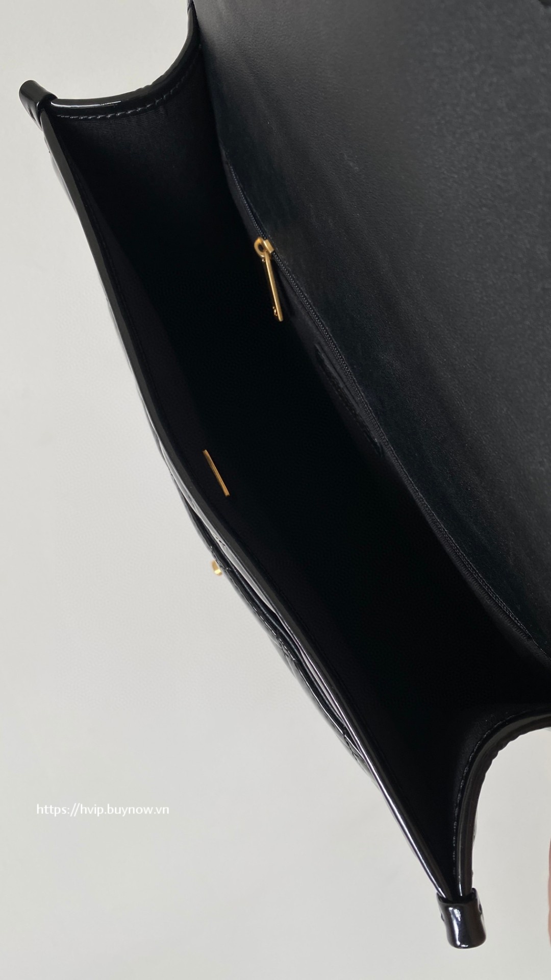 Chanel kelly handle bag