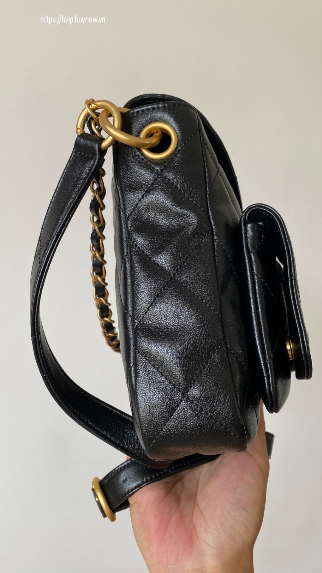 Chanel medium hobo bag