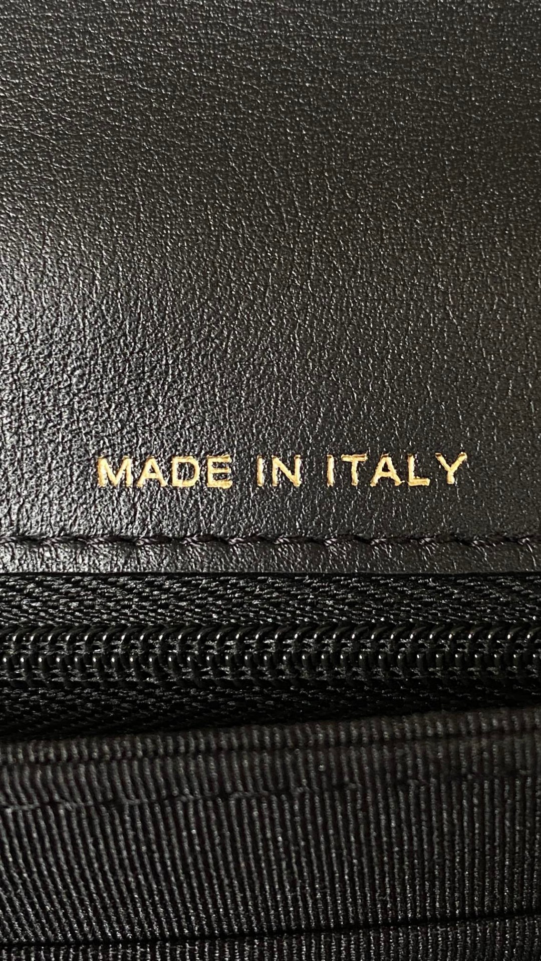 Chanel 23k medium shoulder leather bag