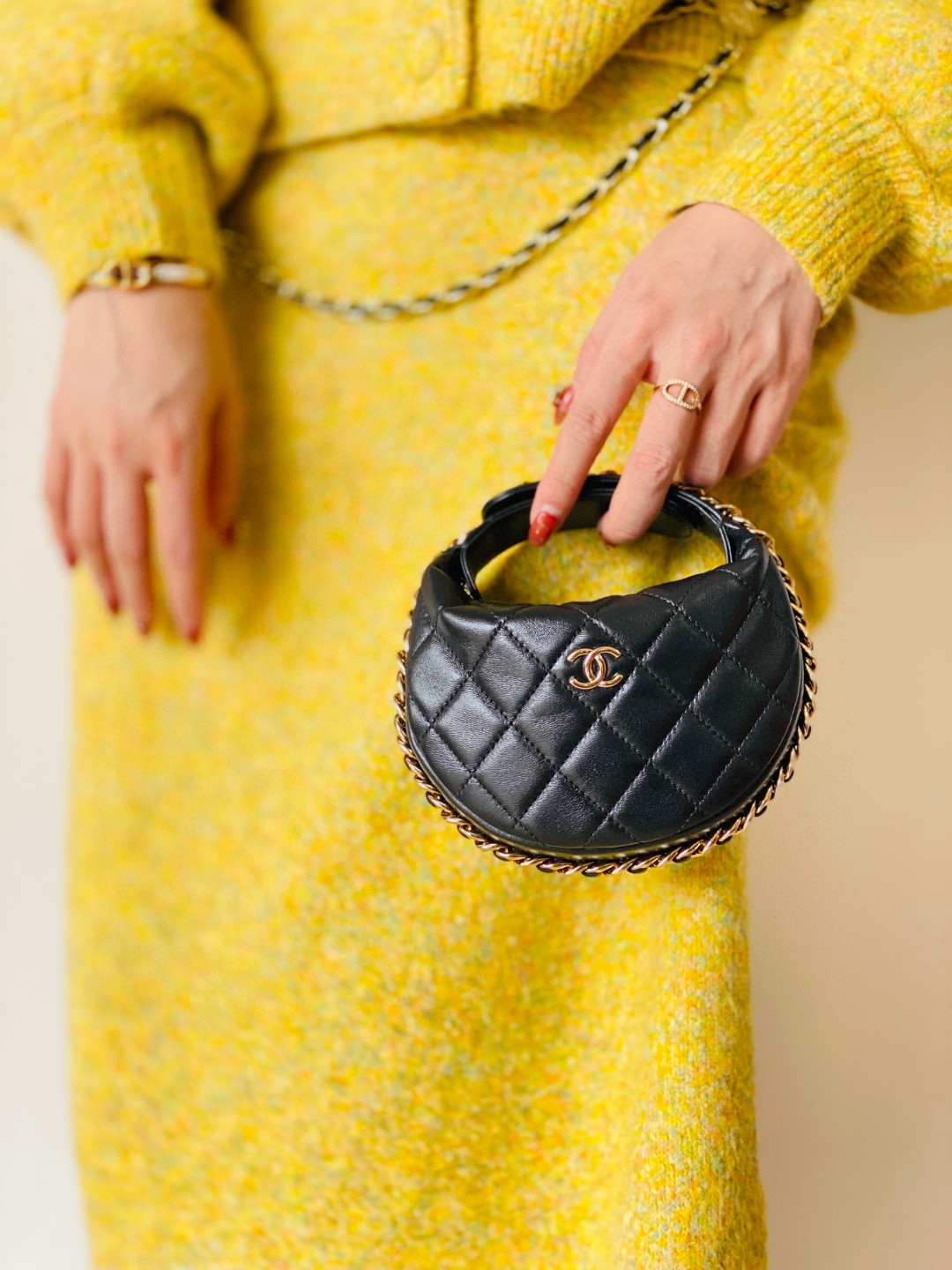 Chanel 23c pouch mini