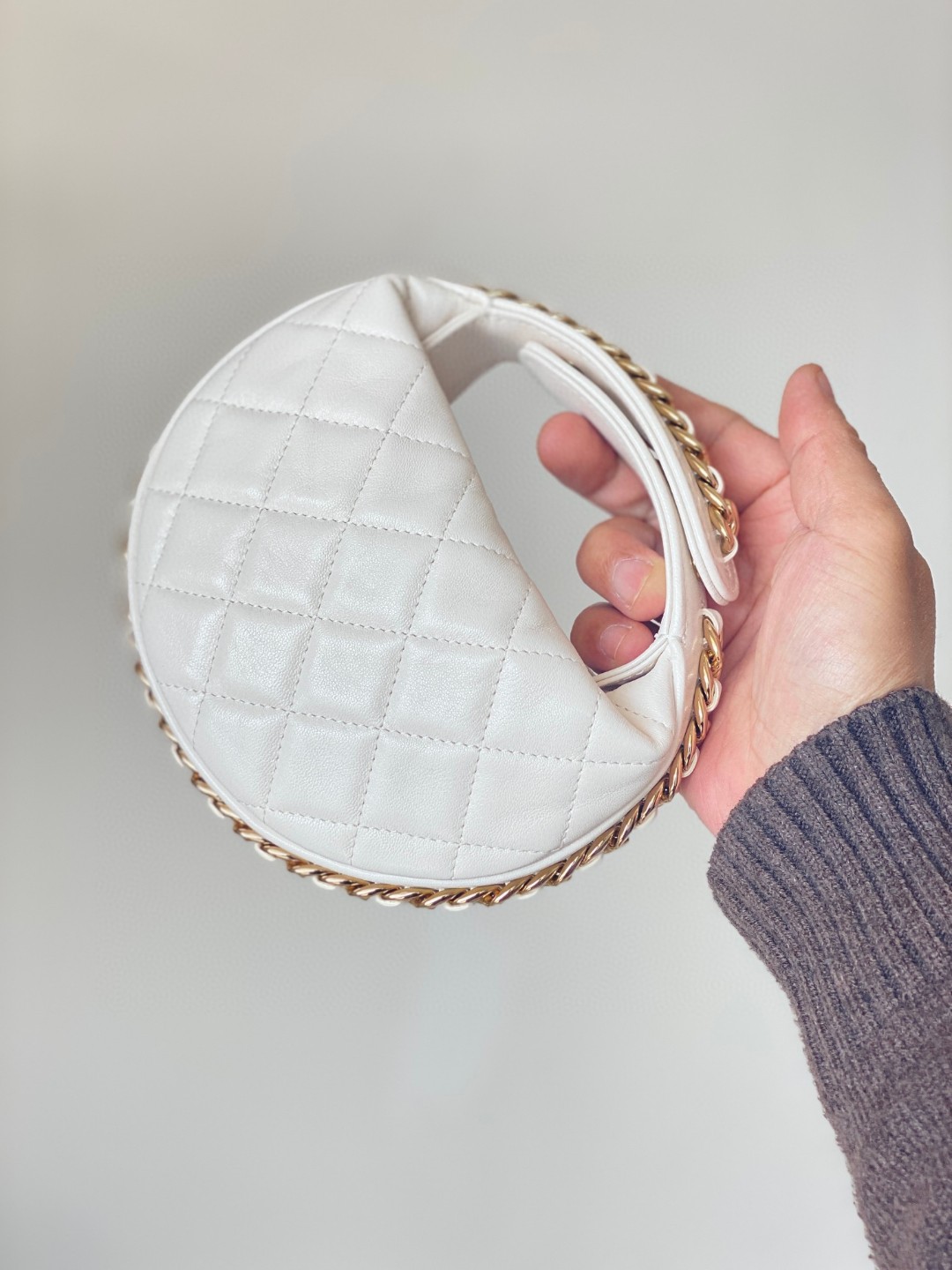 Chanel 23c pouch mini