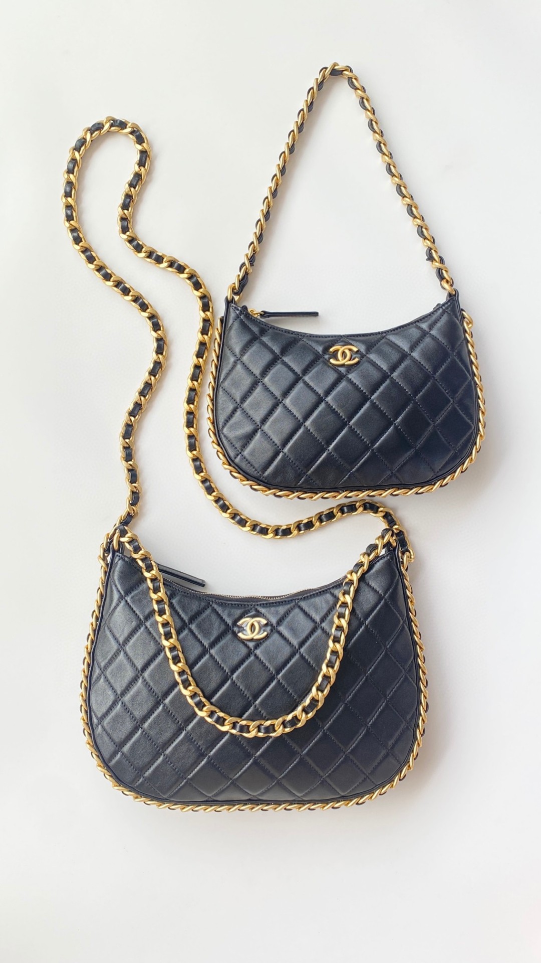 Chanel hobo black leather bag 2024