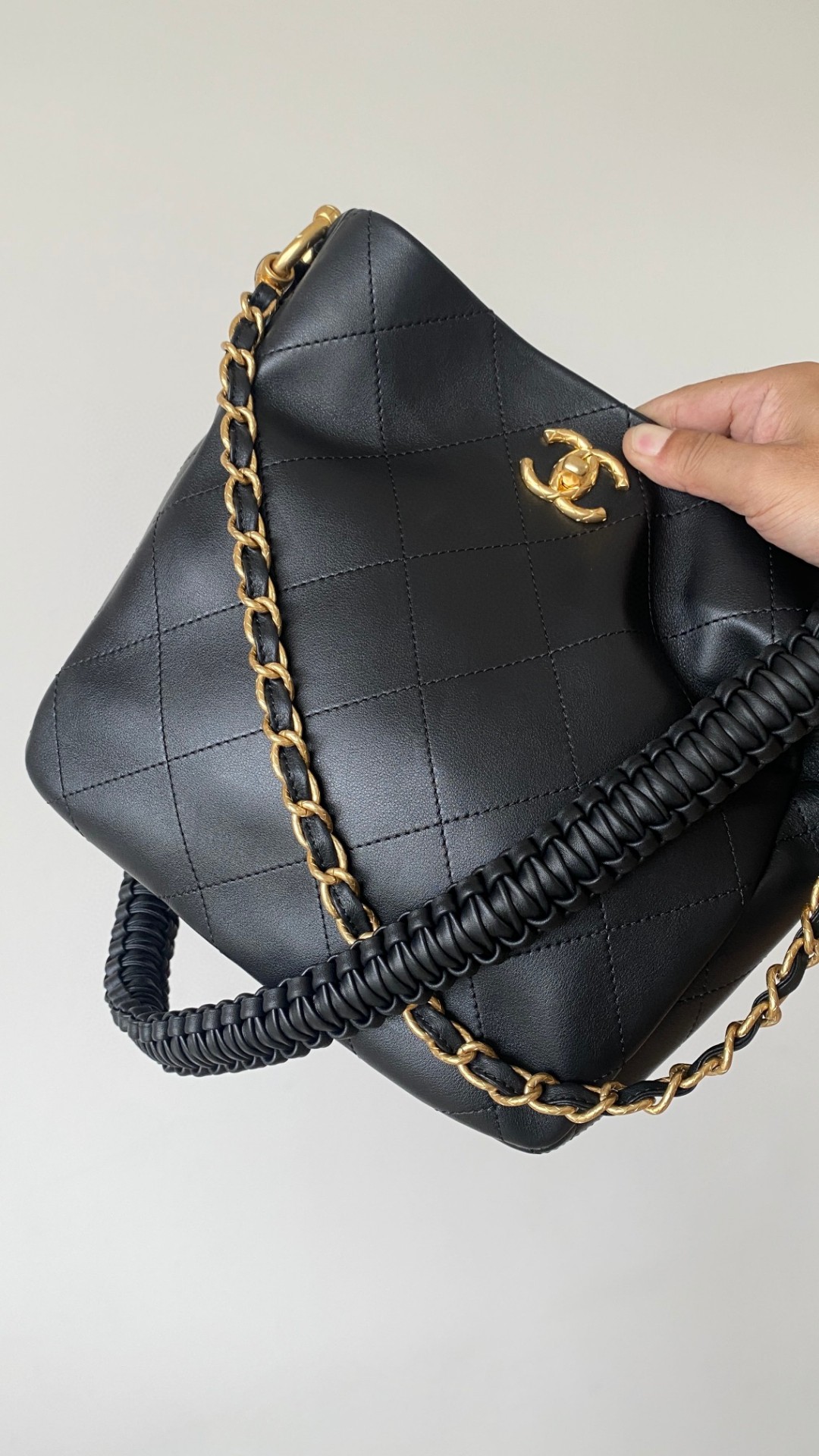Chanel tote black leather bag